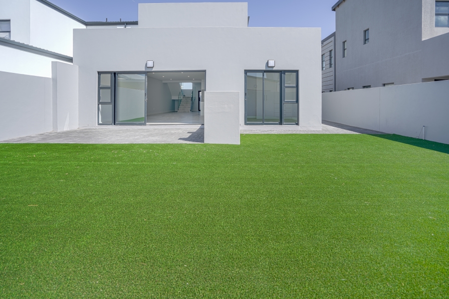 4 Bedroom Property for Sale in Sandown Western Cape